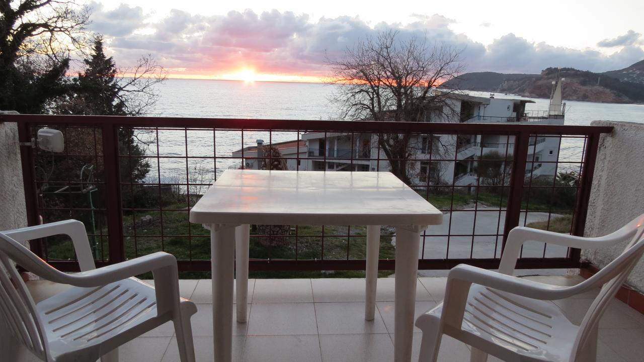 Guesthouse Obala Sutomore Luaran gambar