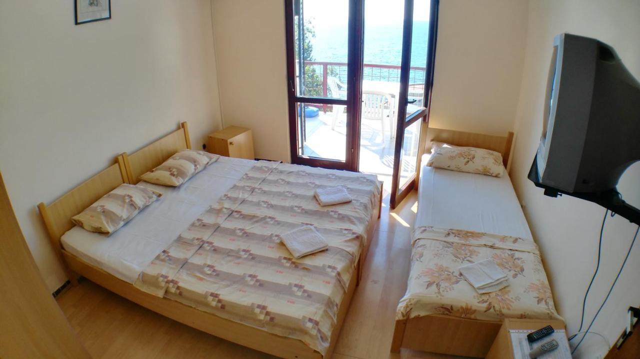 Guesthouse Obala Sutomore Luaran gambar